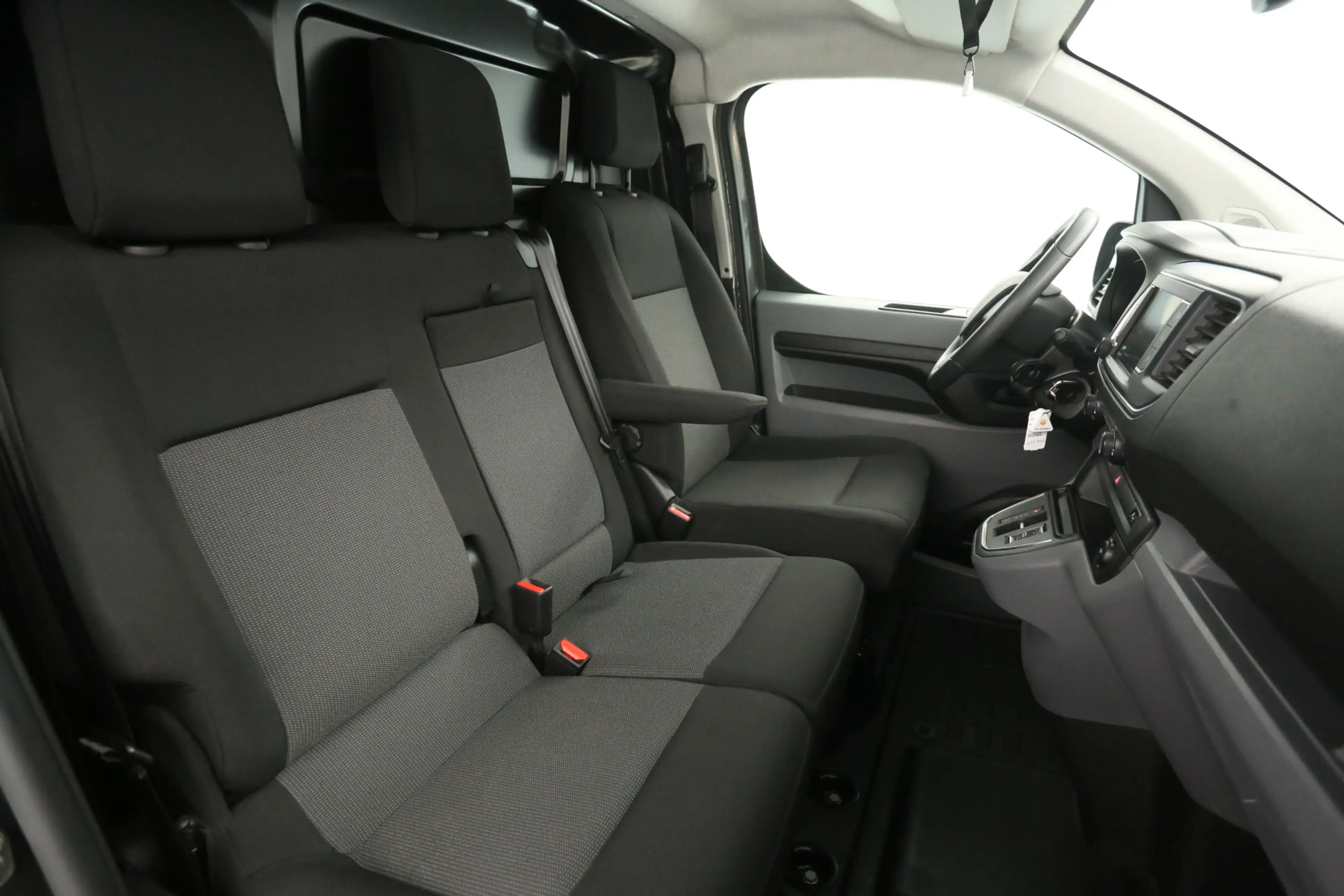 Peugeot e-Expert 75 kWh Long Range L2H1 | Snelladen | SOH 91% | Air — photo 12