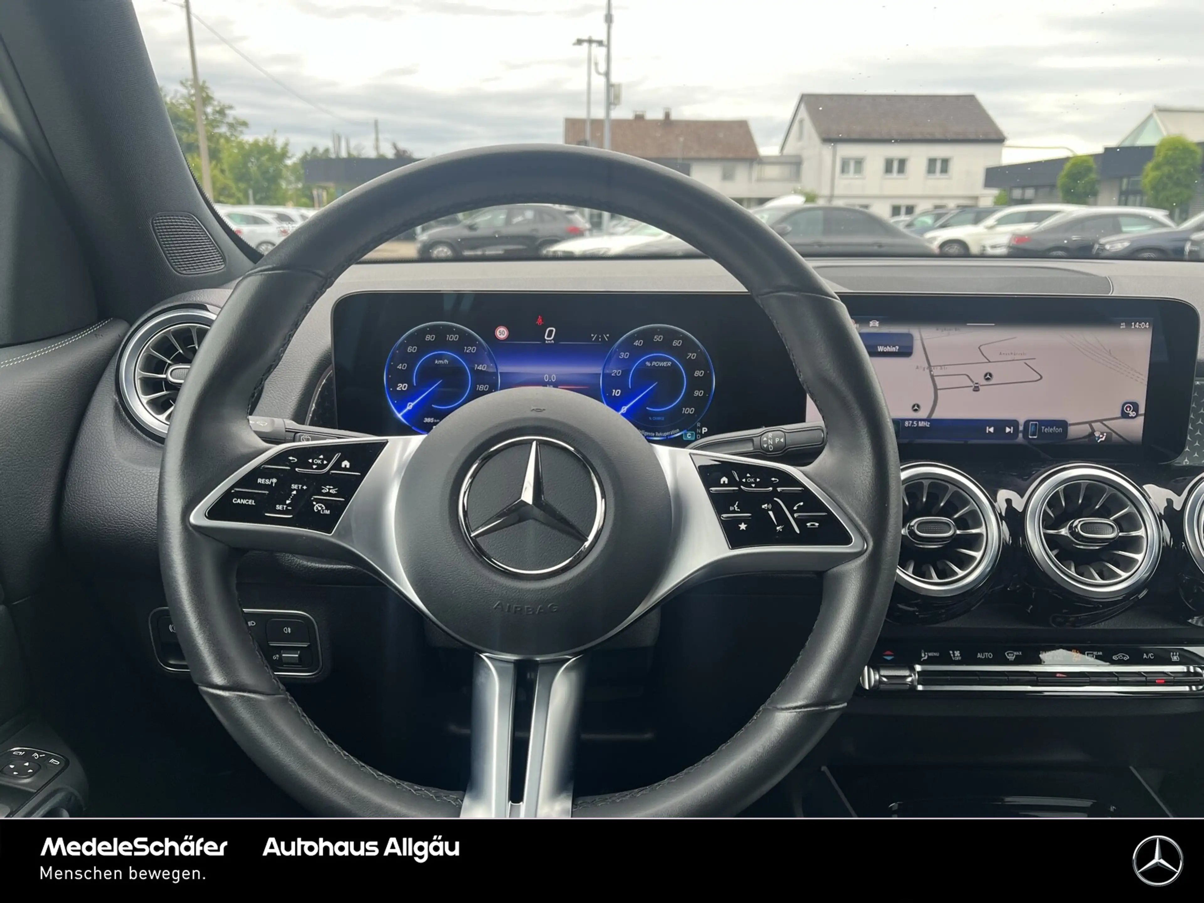 Mercedes-Benz EQB 250 EQB 250+ Progressive Pano AHK Vorr.-Distronic LED — photo 12