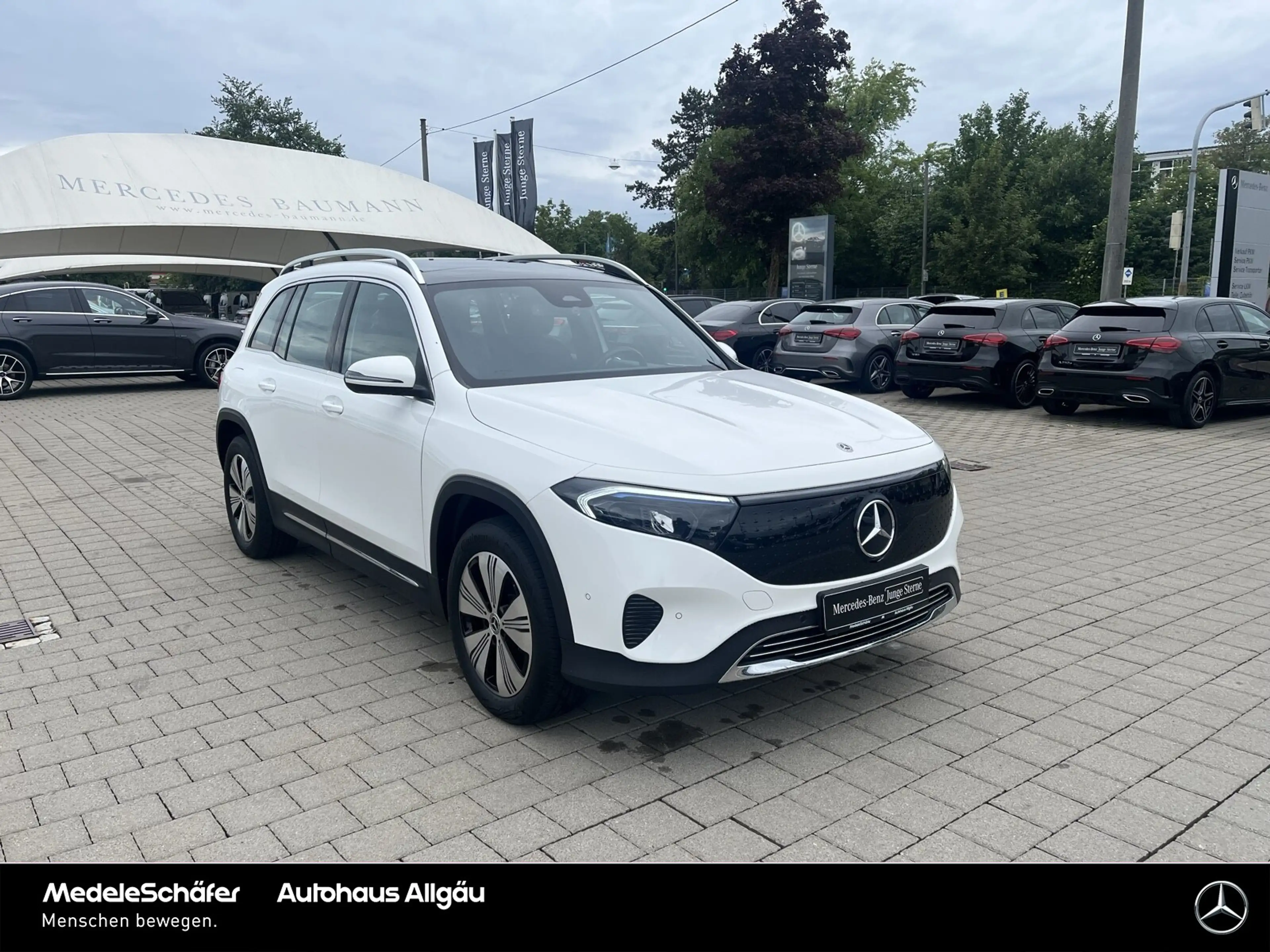 Mercedes-Benz EQB 250 EQB 250+ Progressive Pano AHK Vorr.-Distronic LED — photo 7