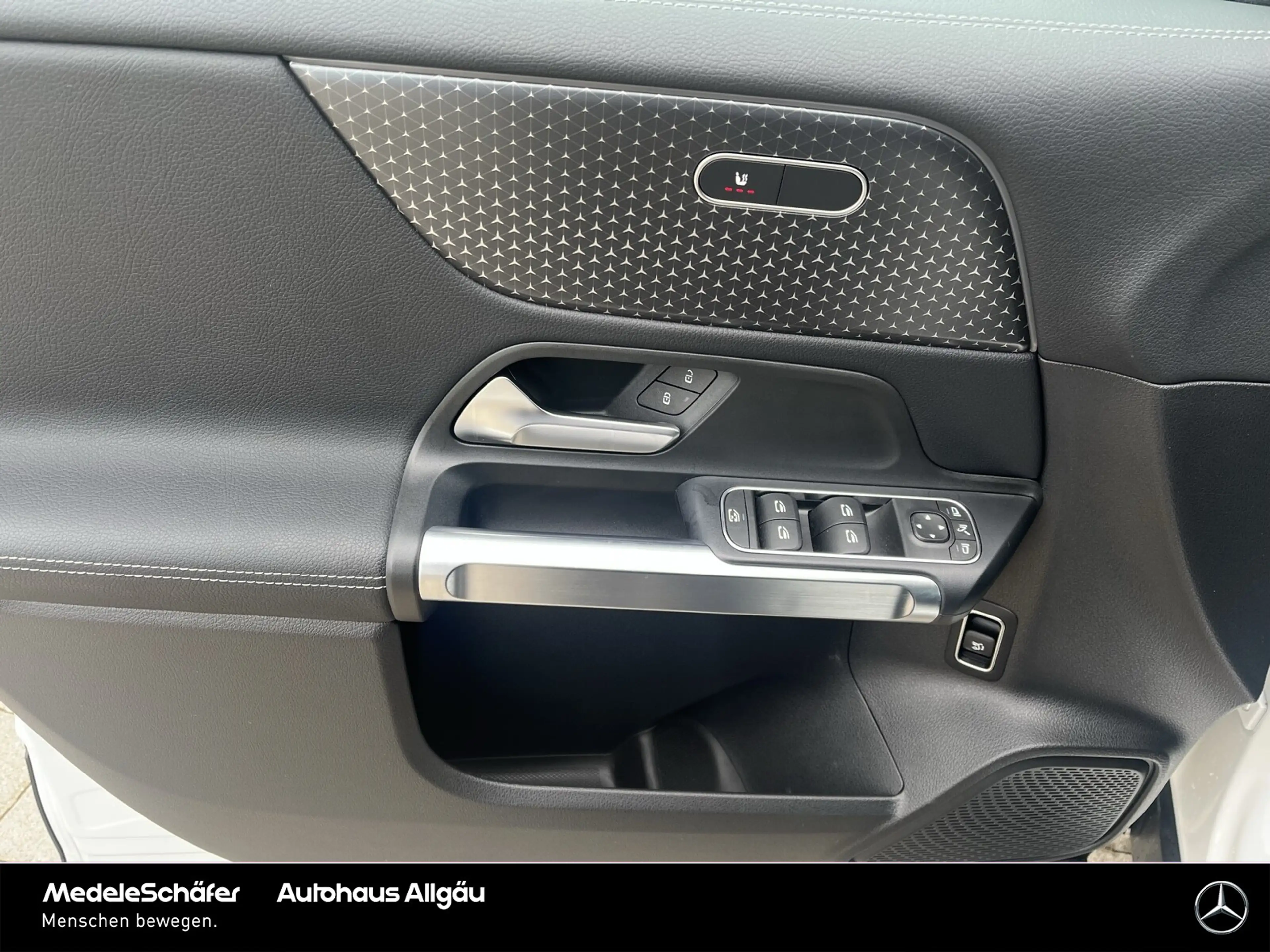 Mercedes-Benz EQB 250 EQB 250+ Progressive Pano AHK Vorr.-Distronic LED — photo 10