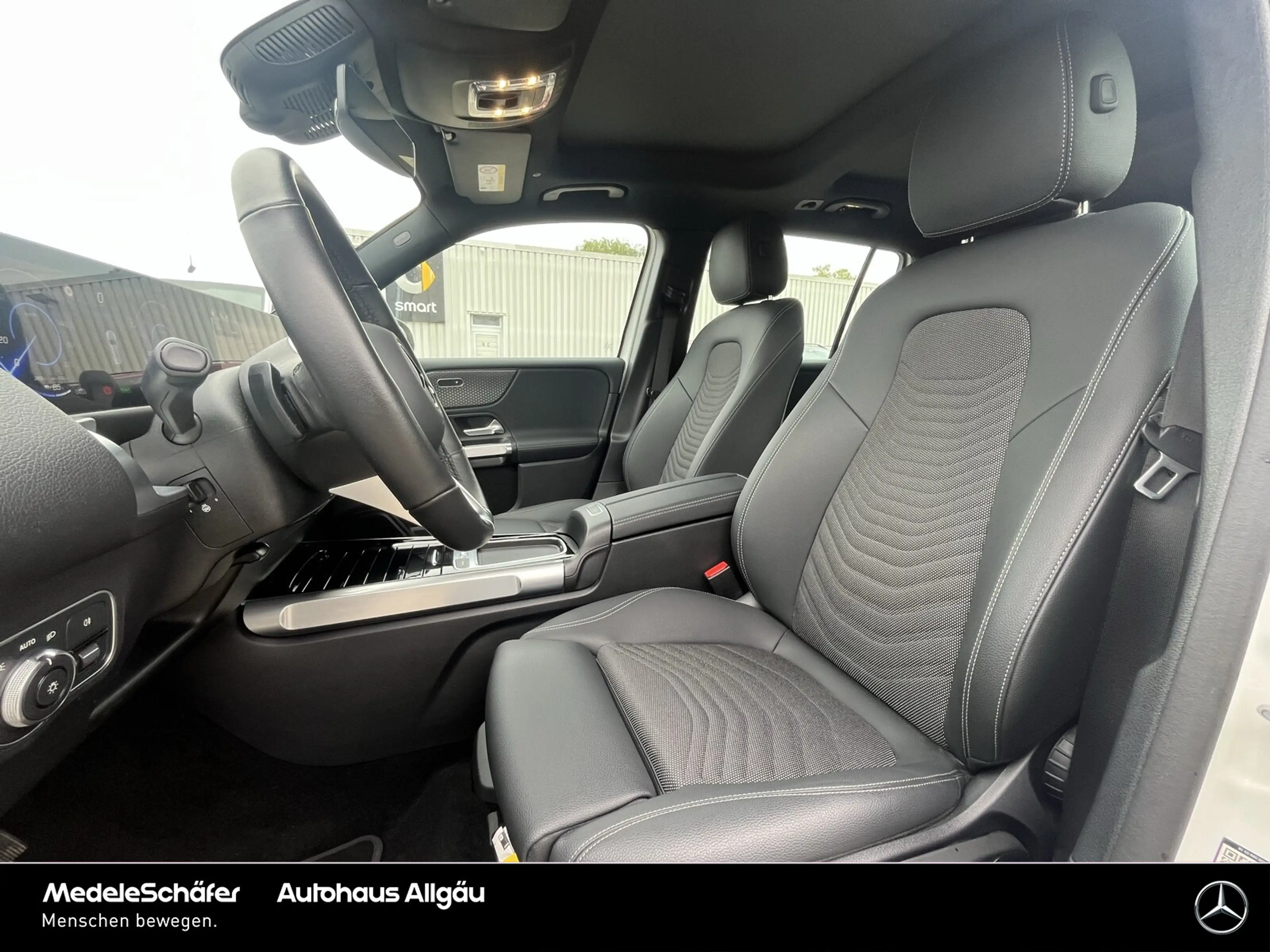 Mercedes-Benz EQB 250 EQB 250+ Progressive Pano AHK Vorr.-Distronic LED — photo 11