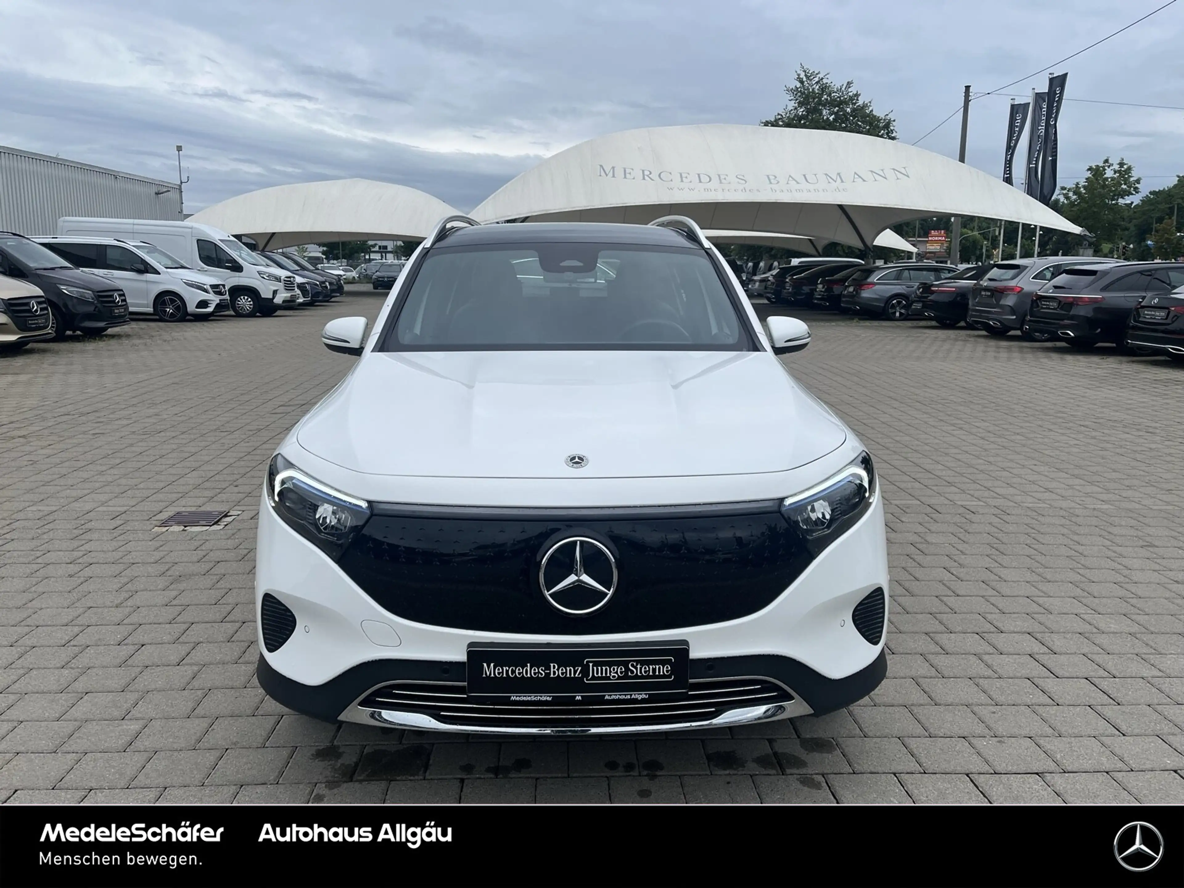 Mercedes-Benz EQB 250 EQB 250+ Progressive Pano AHK Vorr.-Distronic LED — photo 8