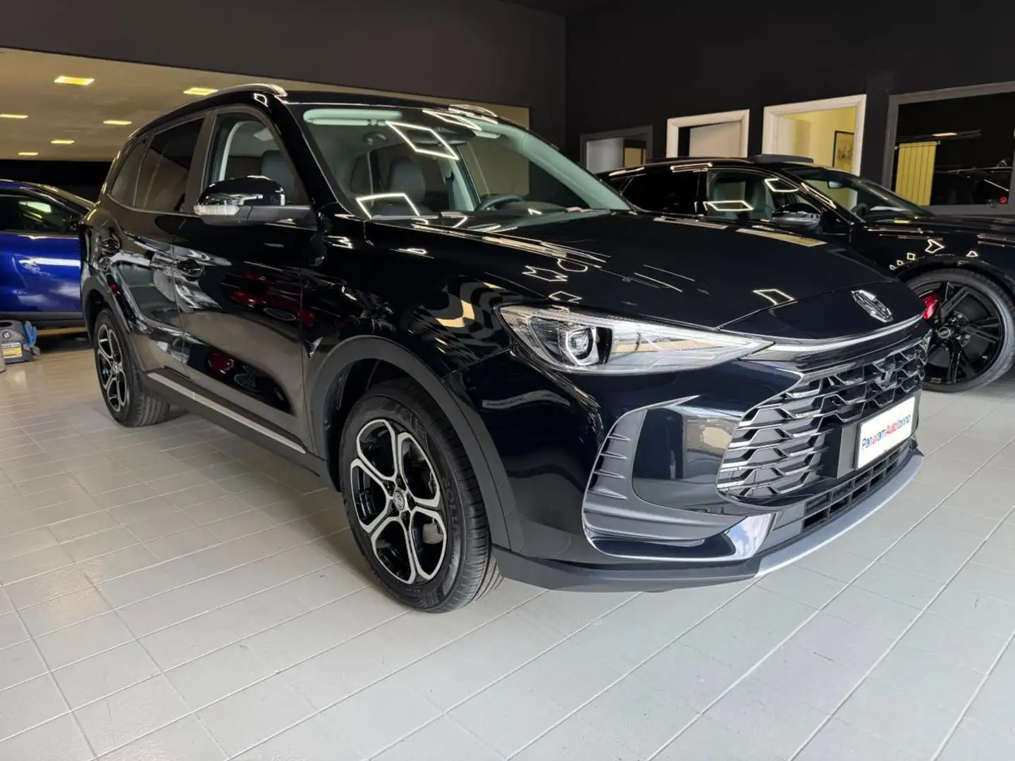 MG ZS 1.5 Hybrid+ Comfort Nero - 1