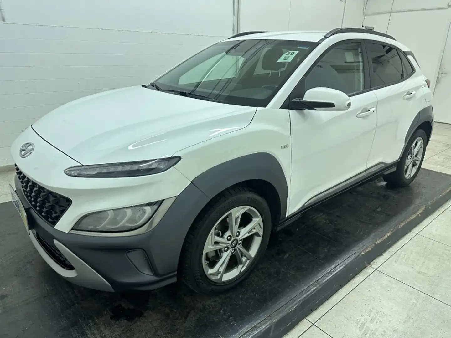 Hyundai KONA 1.0 t-gdi 48V Xline Safety Pack 2wd 120cv imt Bianco - 1