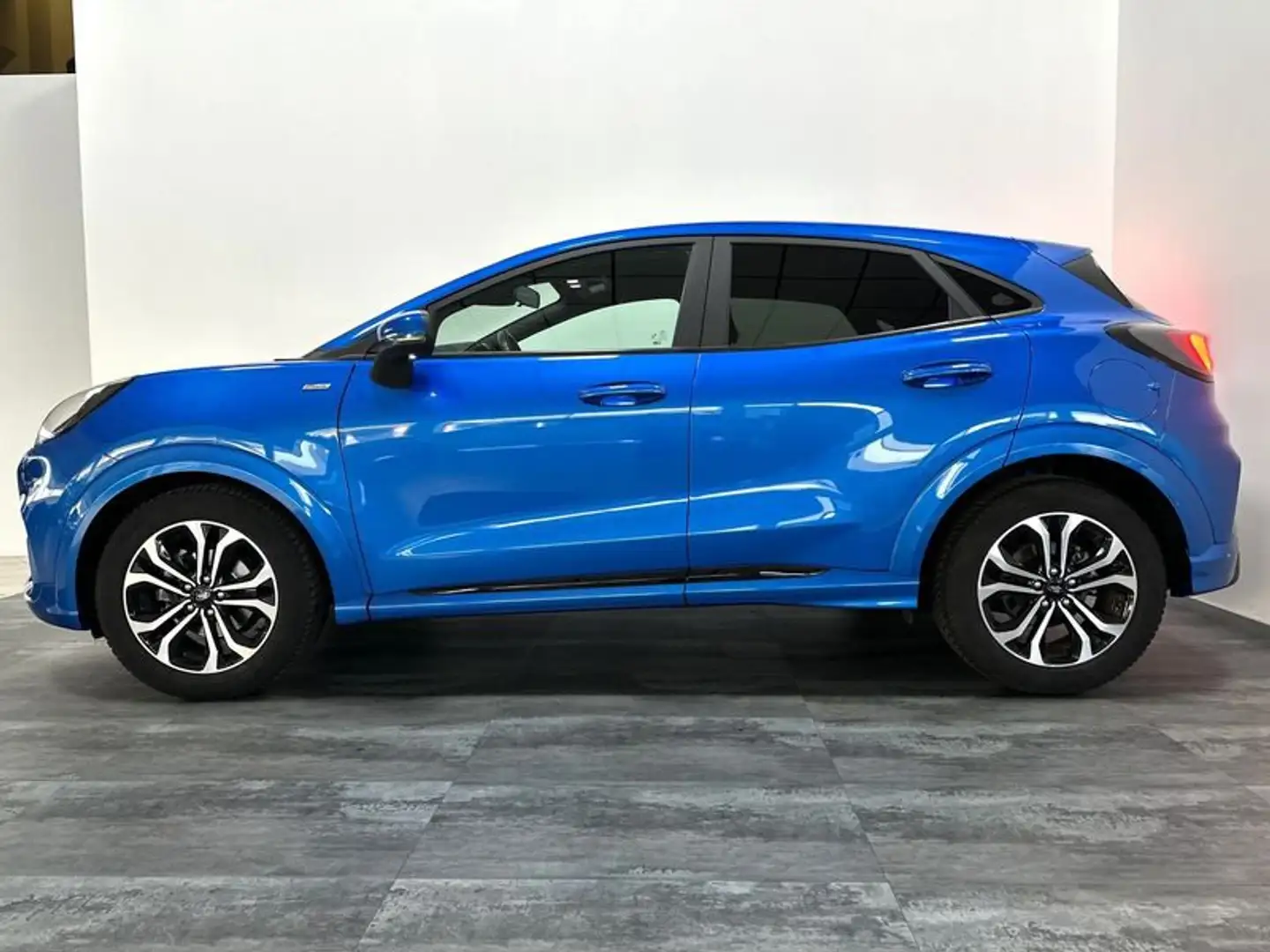 Ford Puma 1.5 EcoBlue 120 CV S&S ST-Line 6M. 17" Navi Modrá - 2
