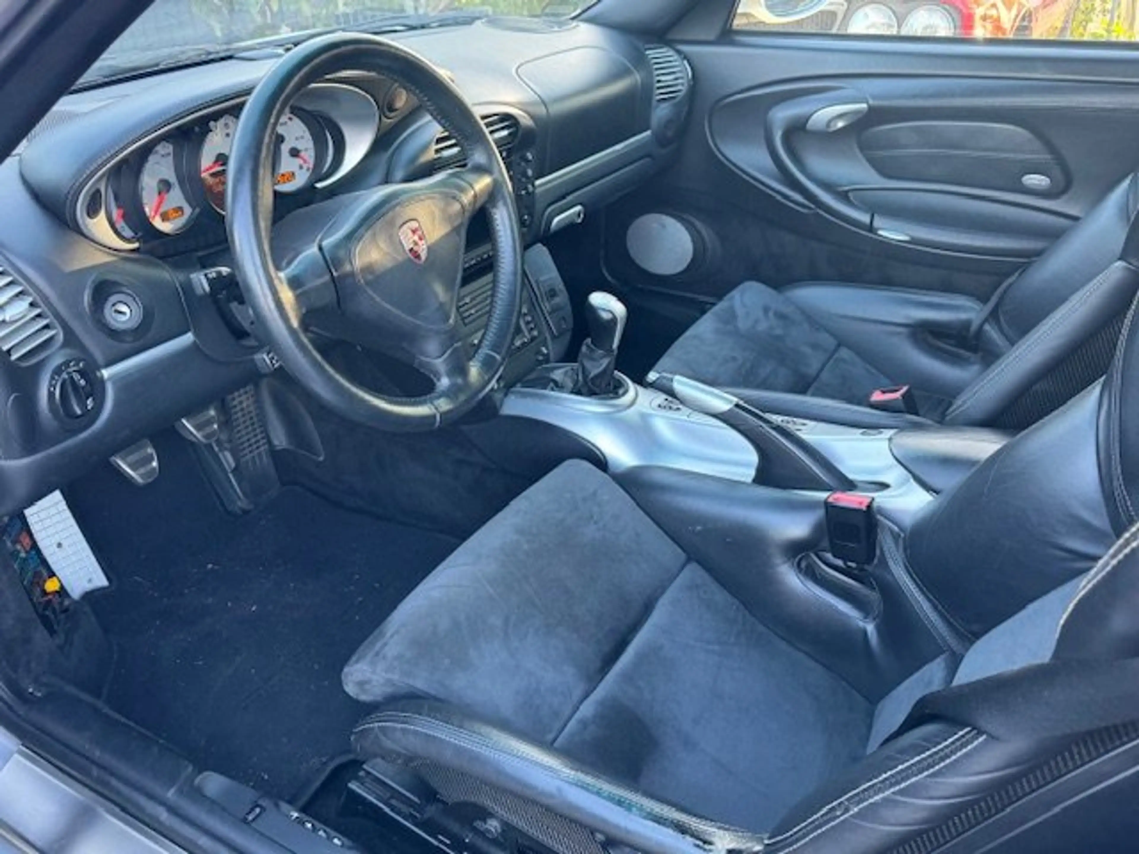 Porsche 996 911 Carrera 4S Cabrio — photo 8