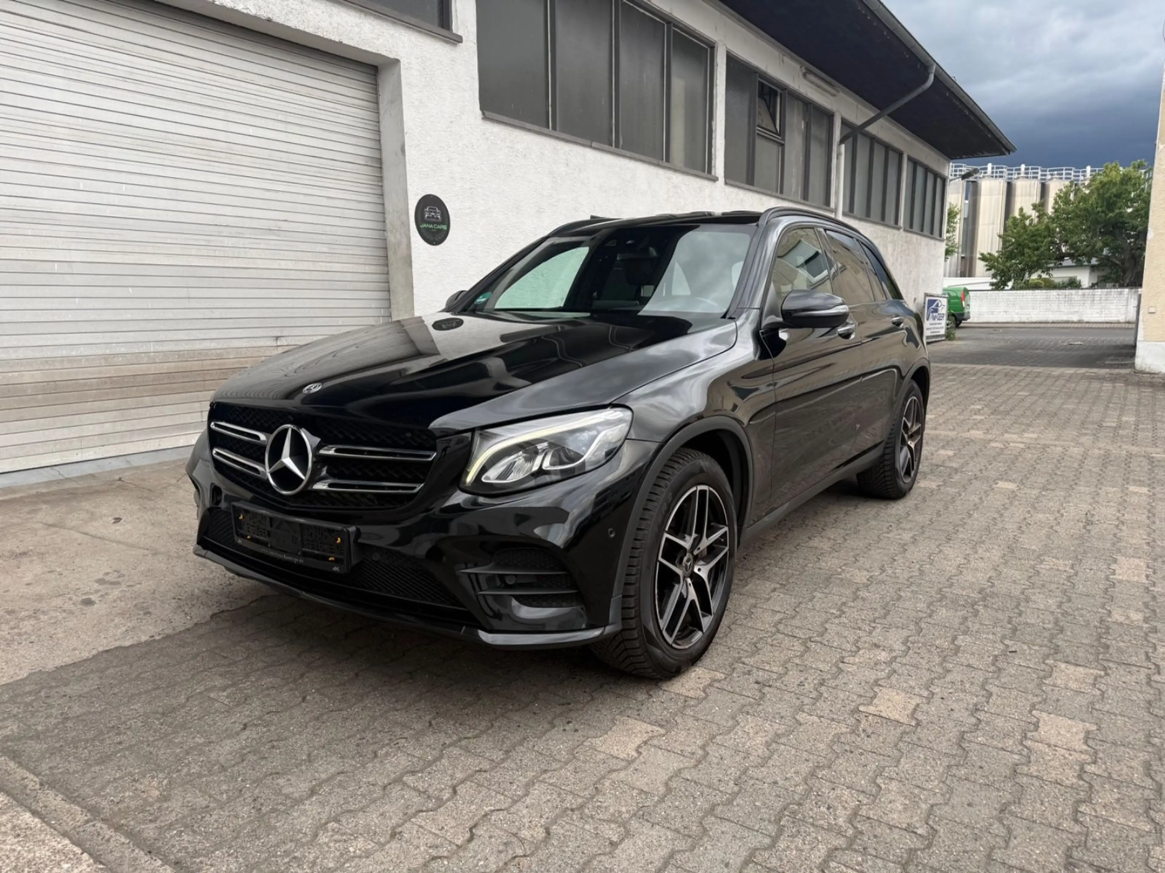 Mercedes-Benz GLC 350 d 4Matic AMG Line Motor 50Km — photo 2