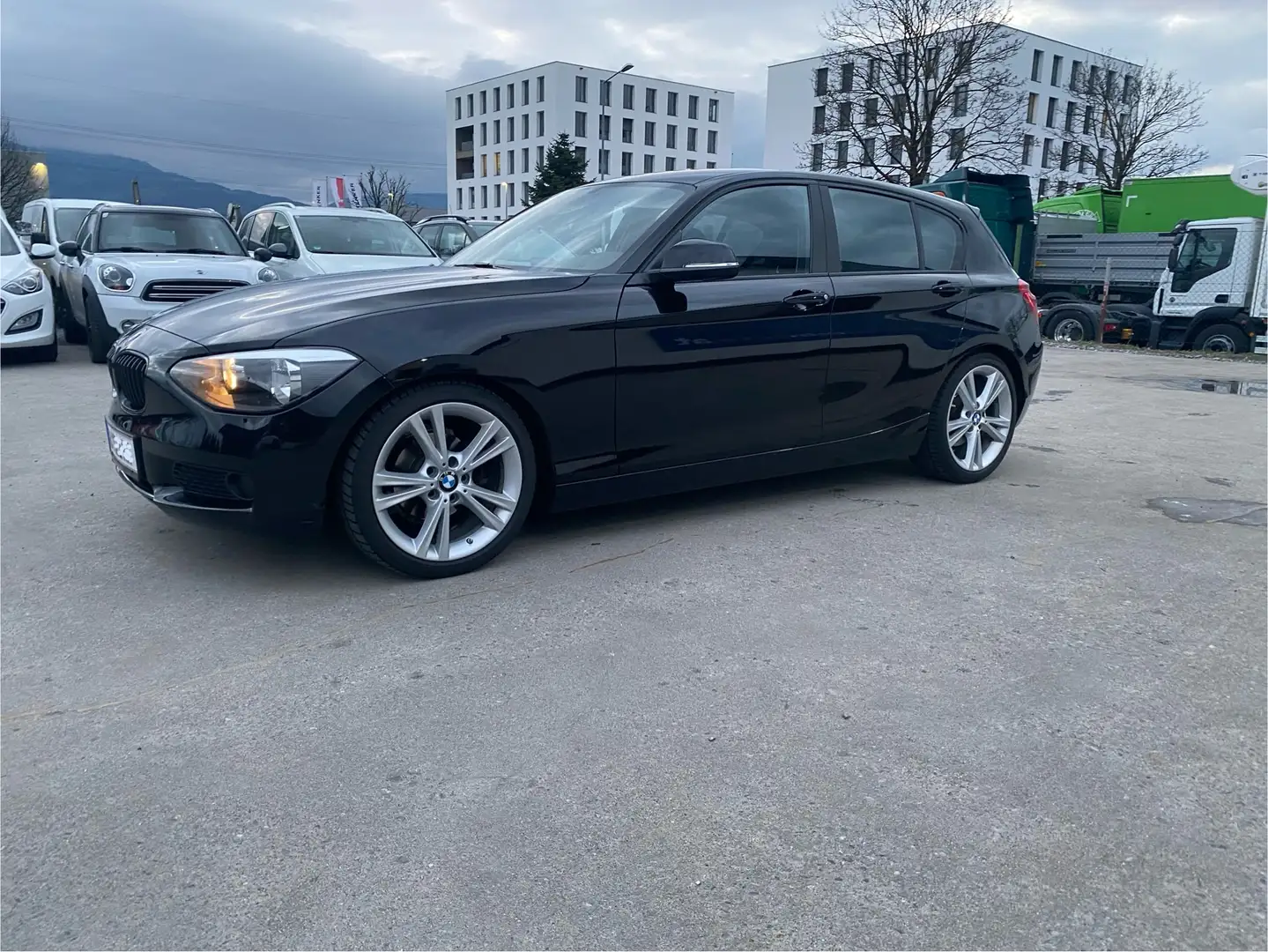 BMW 116 116i Schwarz - 2