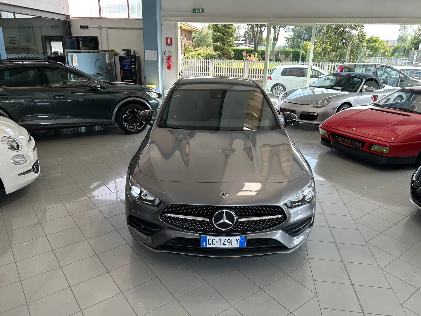Mercedes-Benz CLA 180 CLA Coupe 180 d Premium auto Grigio - 2