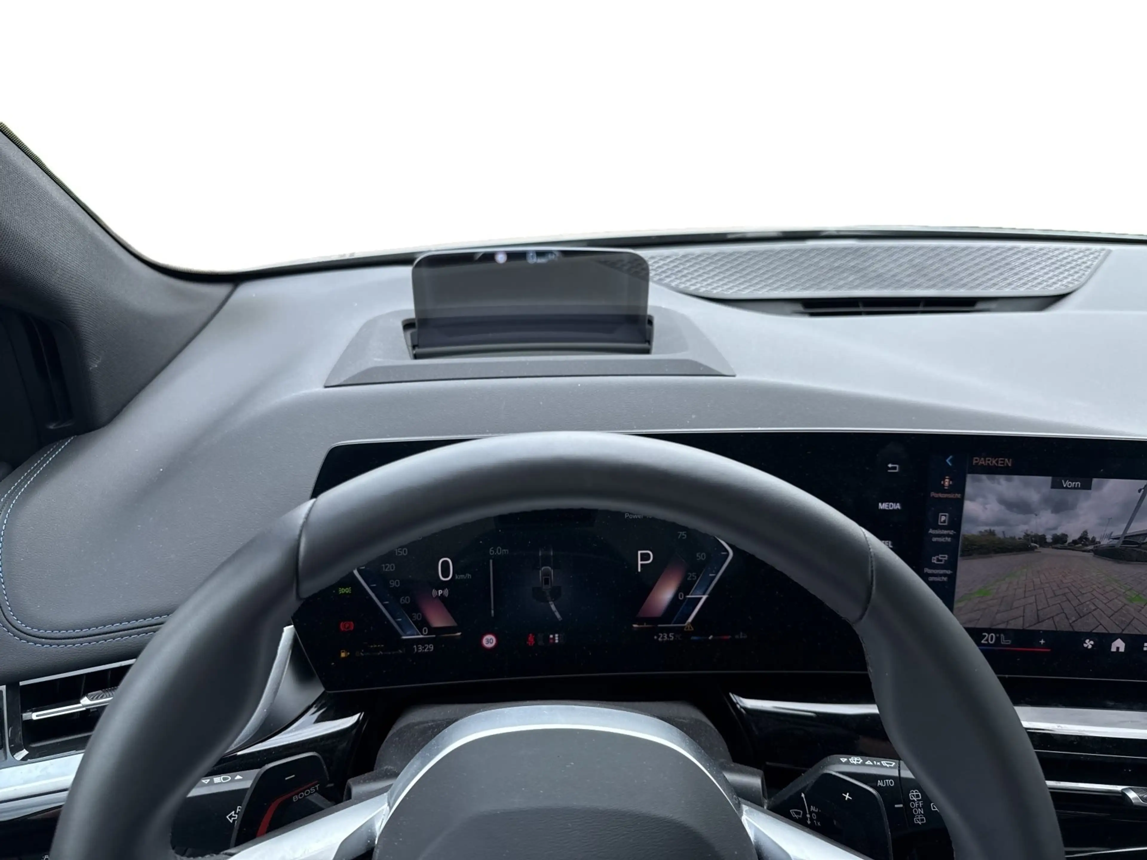 BMW 223 i xDrive Active Tourer AHK 360° HEAD-UP PANO — photo 15