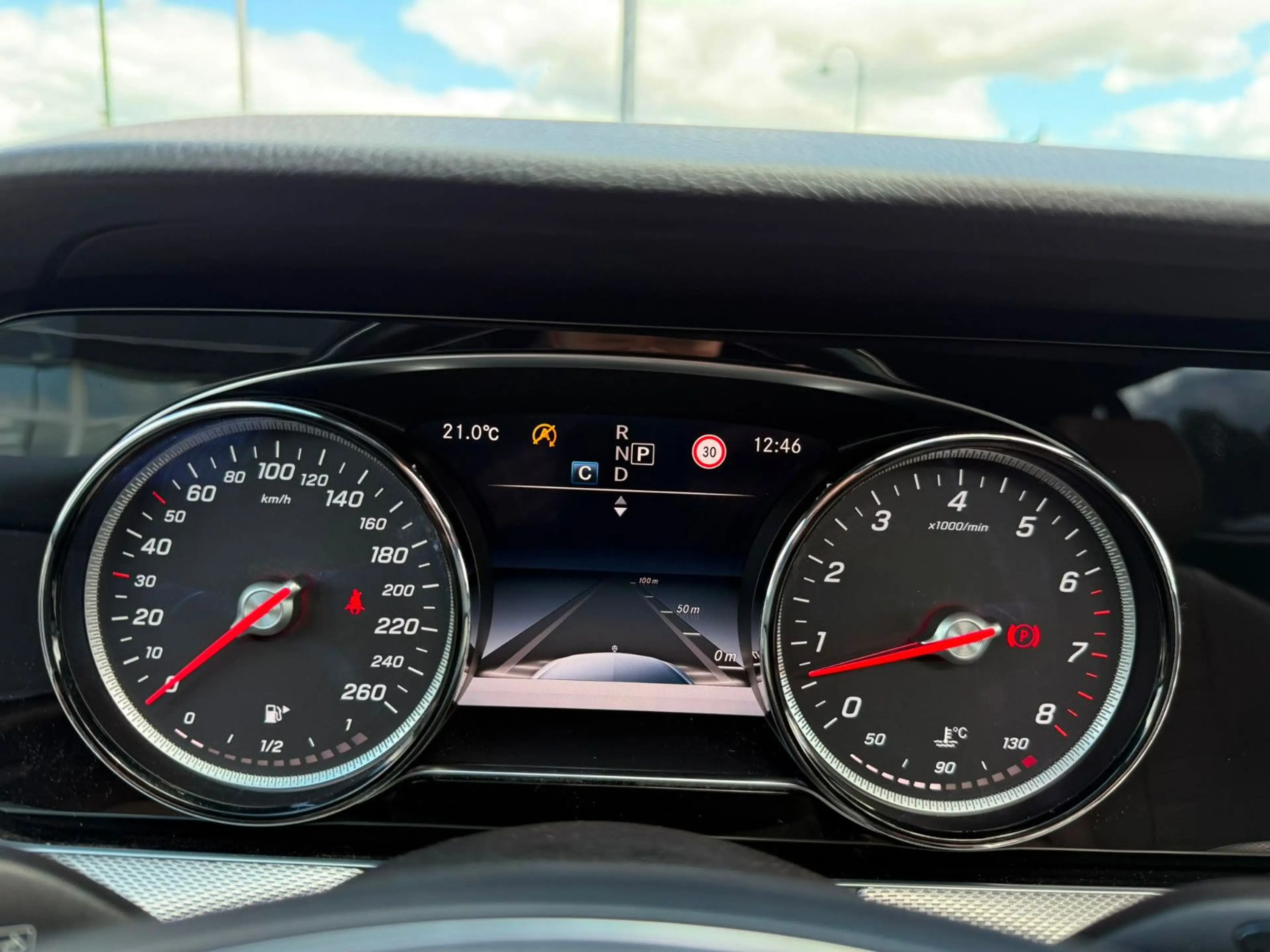 Mercedes-Benz E 250 CGI T 9G-TRONIC"AVANTGARDE"PANO*STANDH.*360 — photo 15