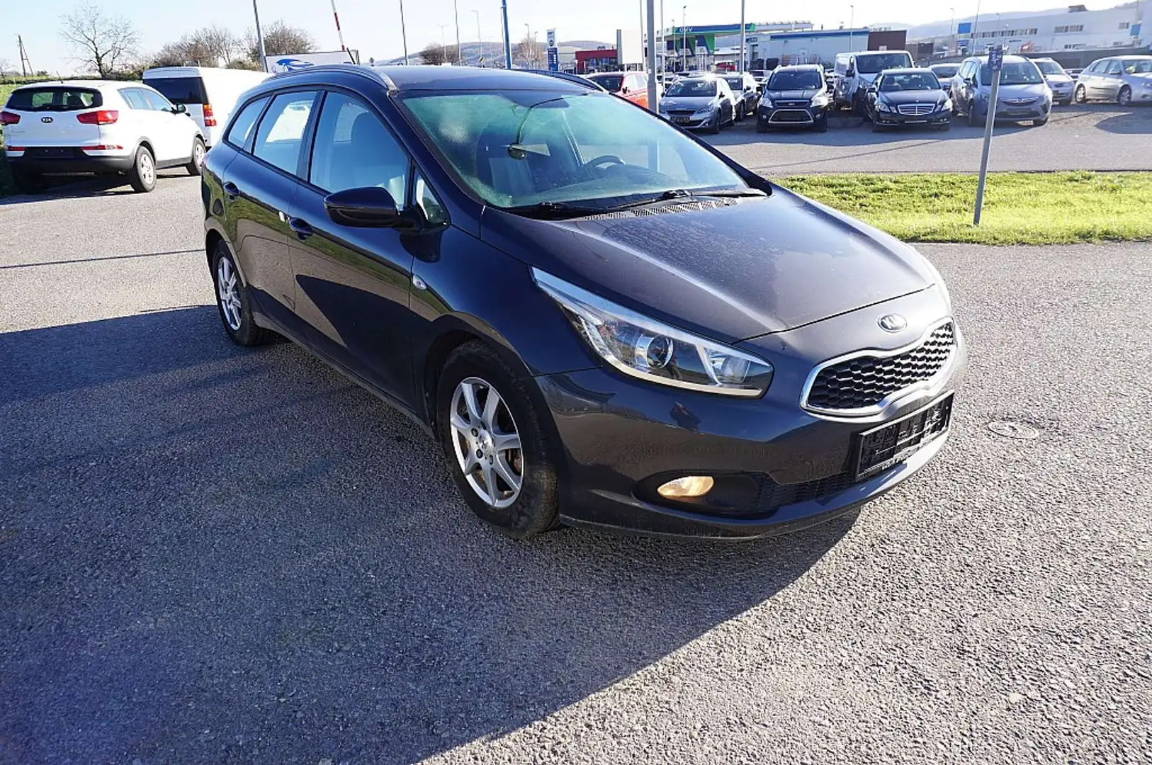 Kia Ceed SW / cee'd SW cee'd SW 1,4 CRDi Silber Grau - 2