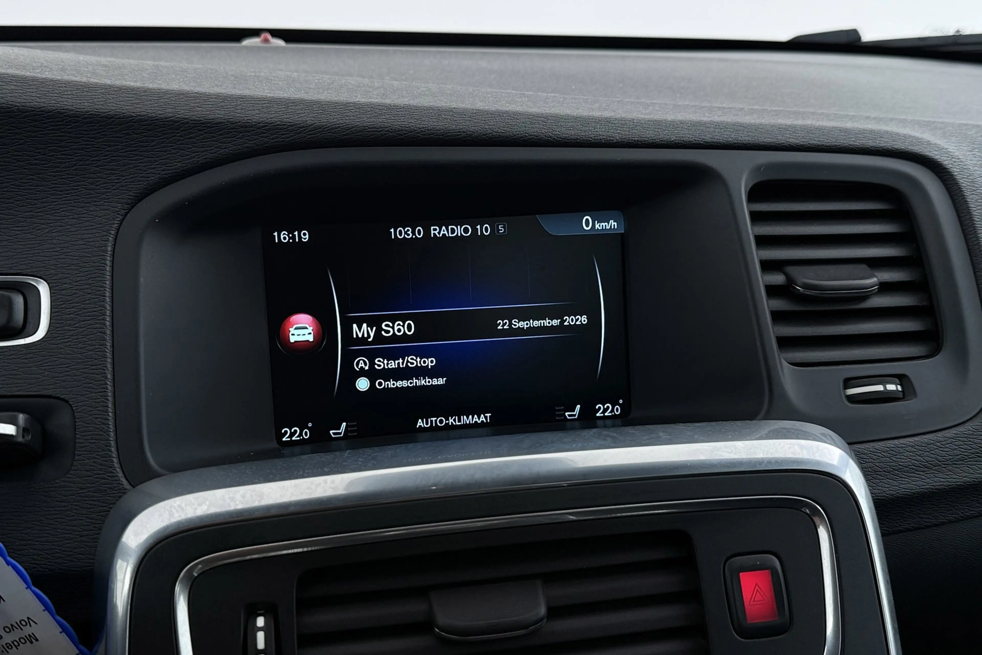 Volvo S60 1.5 T3 Nordic+ | Trekhaak | Org NL | Dealer Ond. | — photo 24