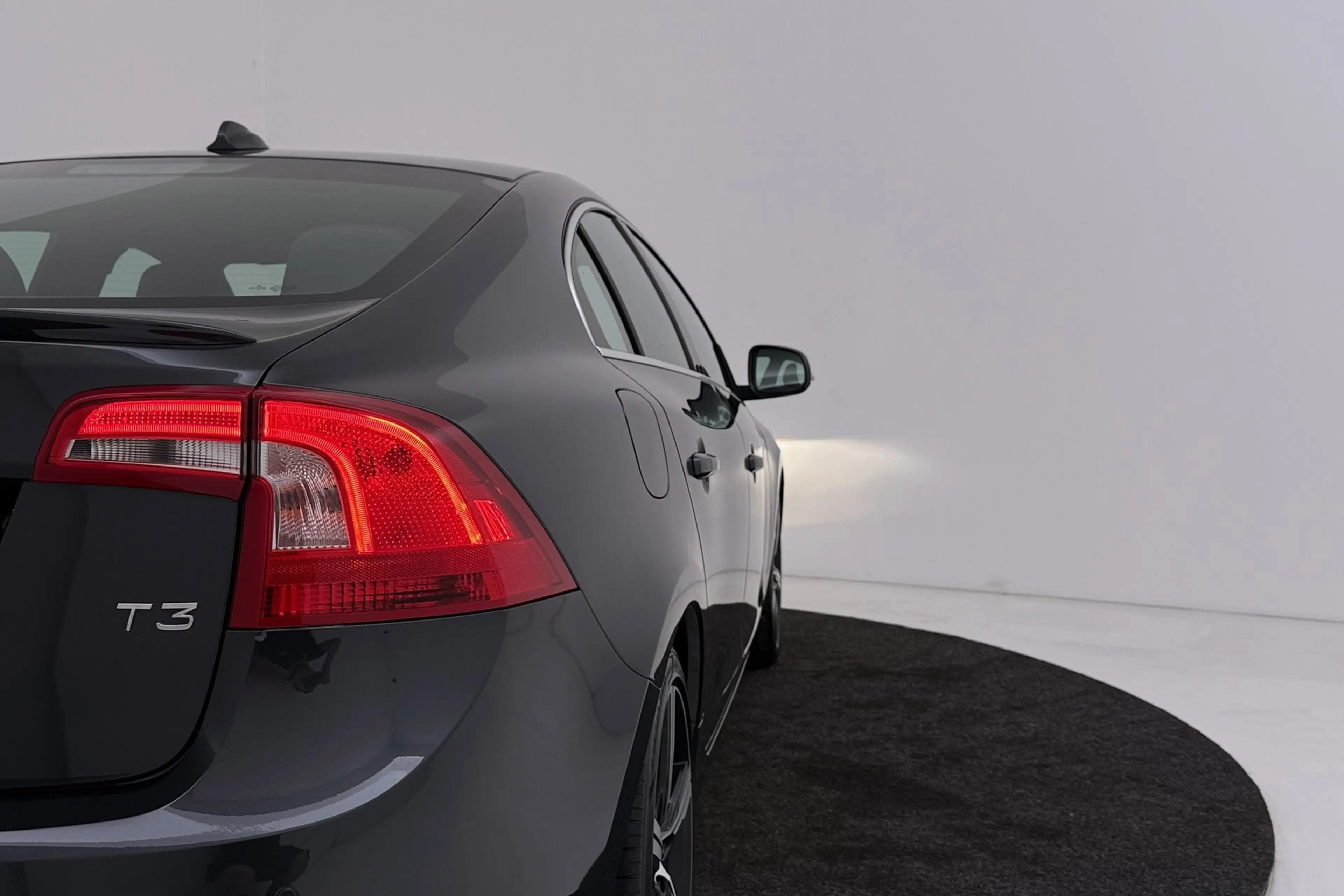 Volvo S60 1.5 T3 Nordic+ | Trekhaak | Org NL | Dealer Ond. | — photo 44