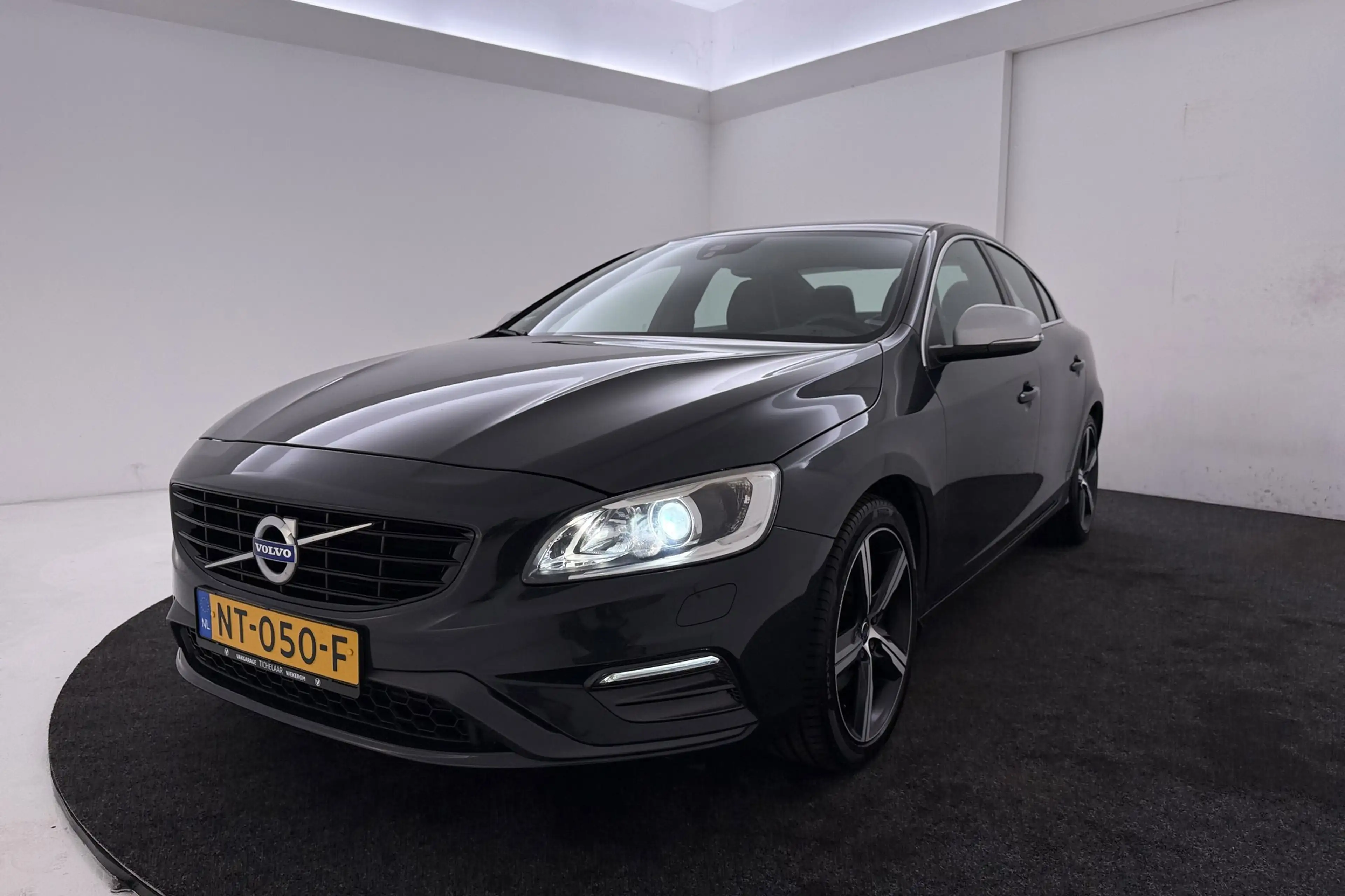 Volvo S60 1.5 T3 Nordic+ | Trekhaak | Org NL | Dealer Ond. | — photo 42