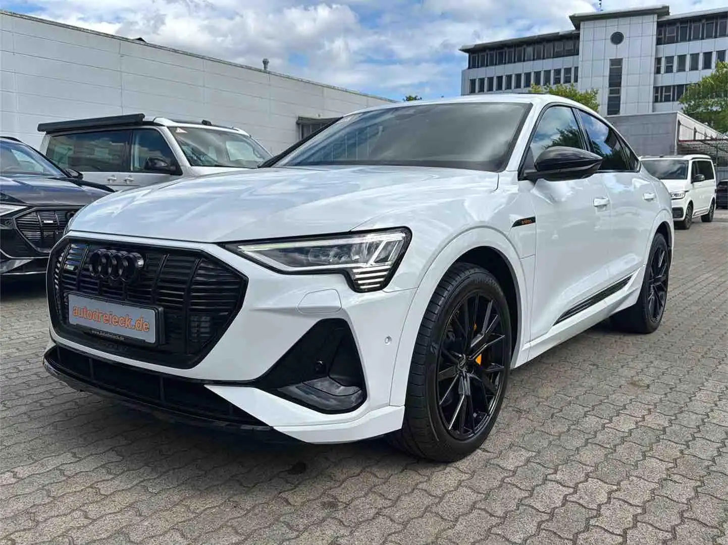 Audi e-tron Sportback 50 2x S line BLACK EDITION PANO Weiß - 1