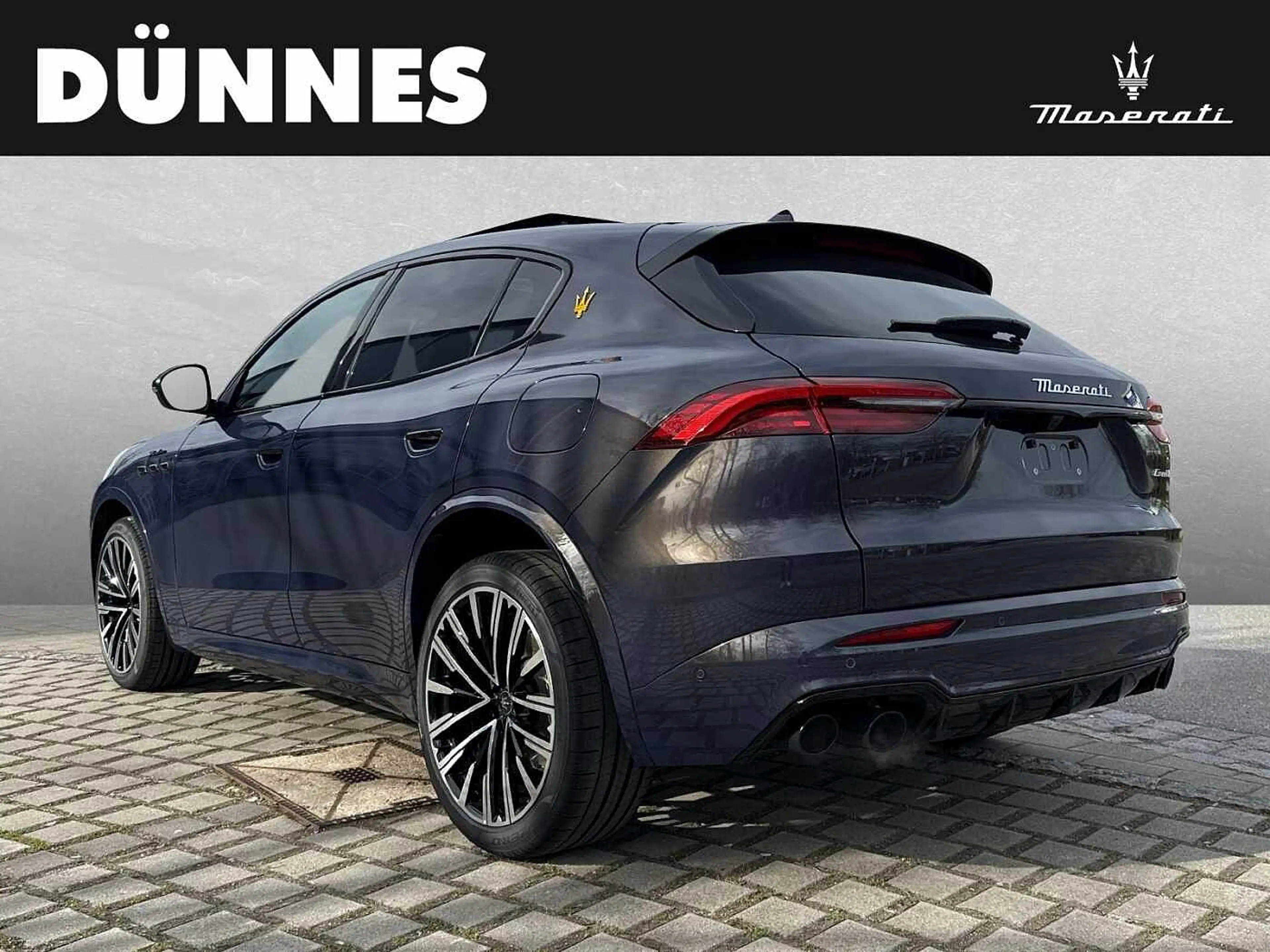 Maserati Grecale Lumina Blu Sonderedition — photo 3