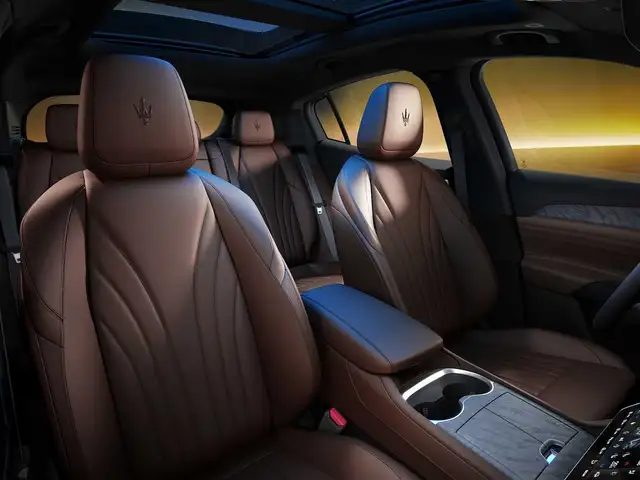Maserati Grecale view 4