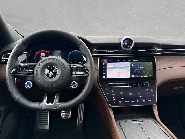 Maserati Grecale view 6