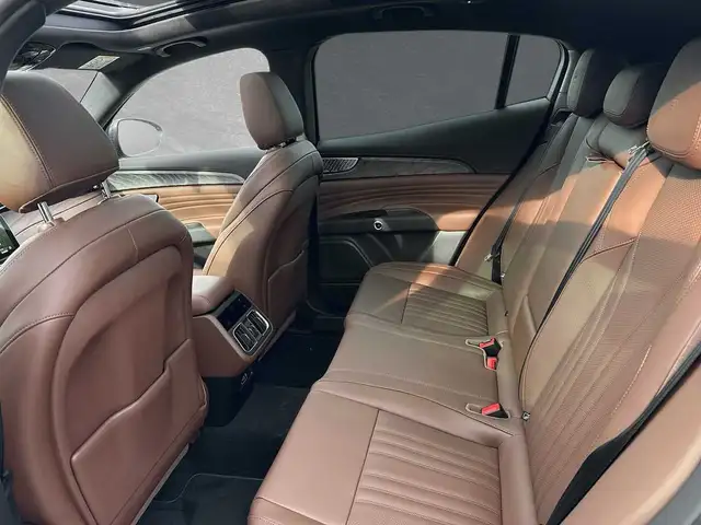 Maserati Grecale view 8