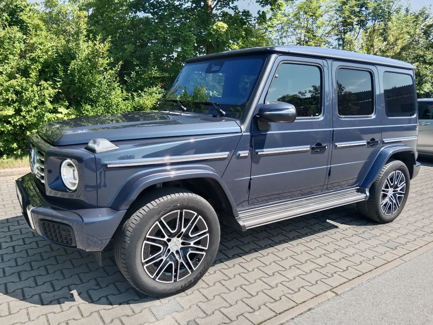 Mercedes-Benz G 450 d AMG Line 367cv auto Niebieski - 1