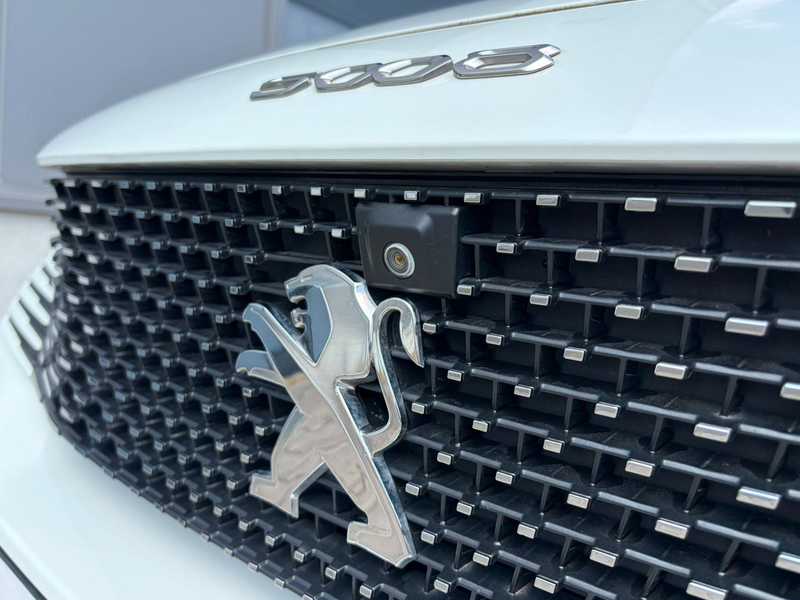 Peugeot 5008 1.2 PureTech GT| PANO| ALCANTARA|FOCAL|MEMORY| — photo 14