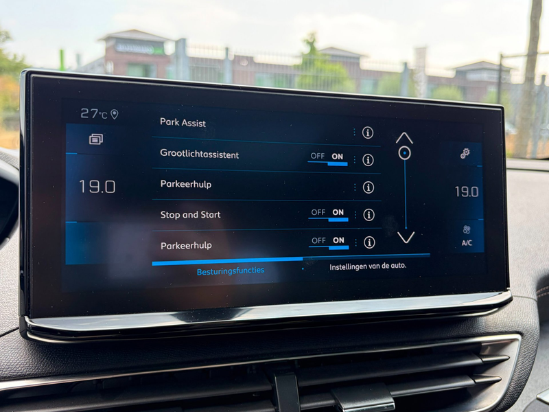 Peugeot 5008 1.2 PureTech GT| PANO| ALCANTARA|FOCAL|MEMORY| — photo 42