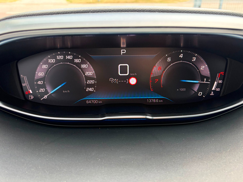 Peugeot 5008 1.2 PureTech GT| PANO| ALCANTARA|FOCAL|MEMORY| — photo 36