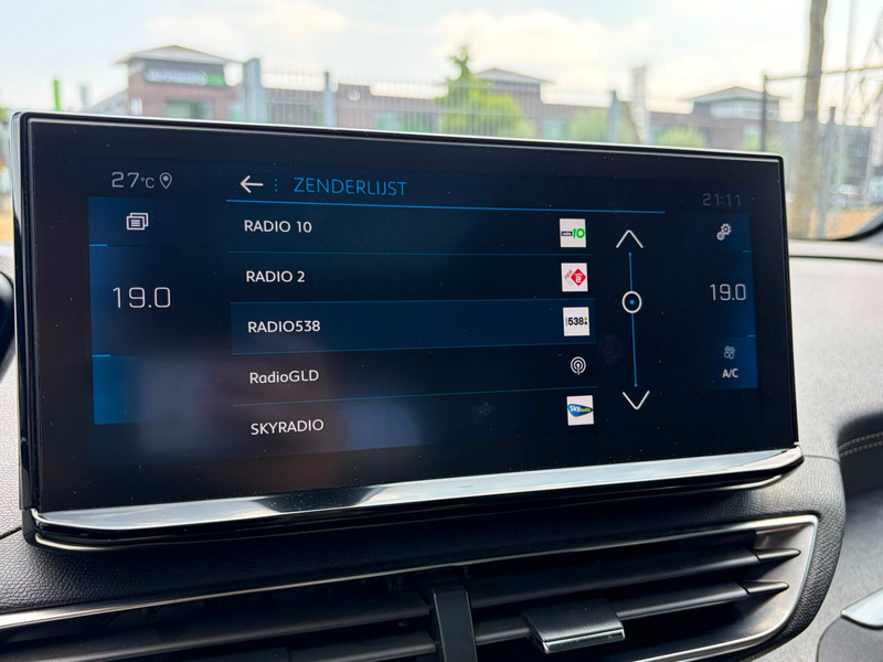 Peugeot 5008 1.2 PureTech GT| PANO| ALCANTARA|FOCAL|MEMORY| — photo 39