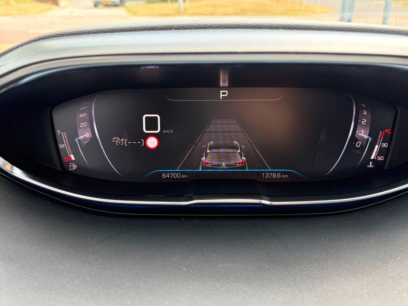 Peugeot 5008 1.2 PureTech GT| PANO| ALCANTARA|FOCAL|MEMORY| — photo 37