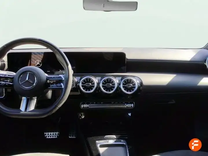 Mercedes-Benz Clase A A 180 (V177) 2024, foto 10