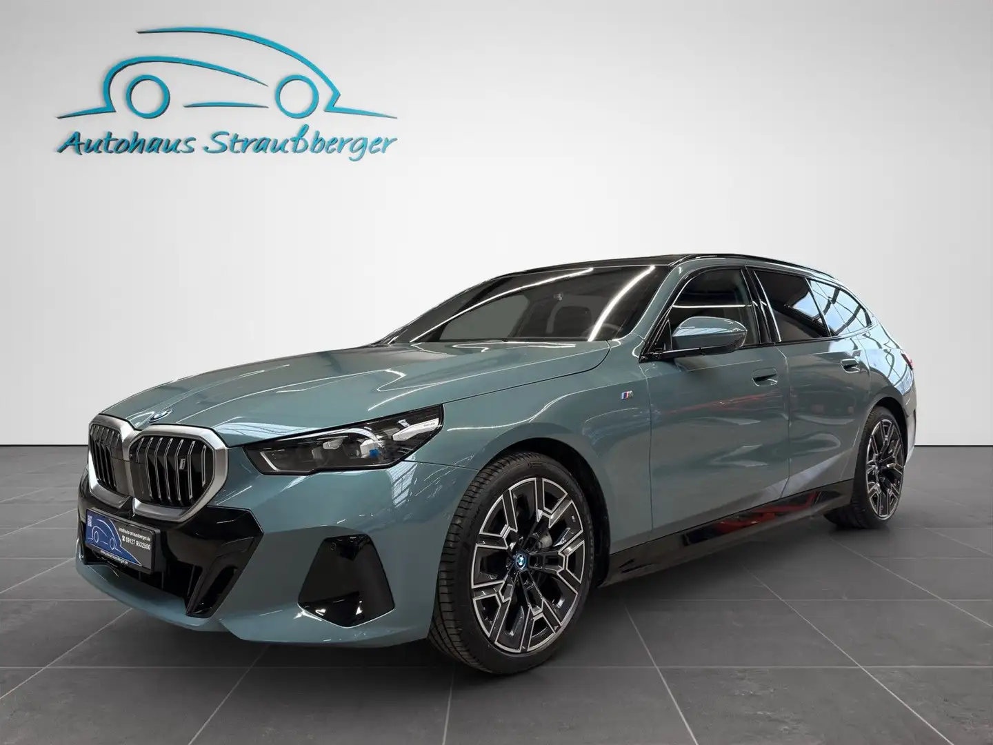BMW i5 eDrive40 Tour. M-Sport 360° ACC B&W AHK Pano Zelená - 2