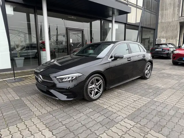Mercedes-Benz A 180 A 180 AMG Line Advanced Plus auto