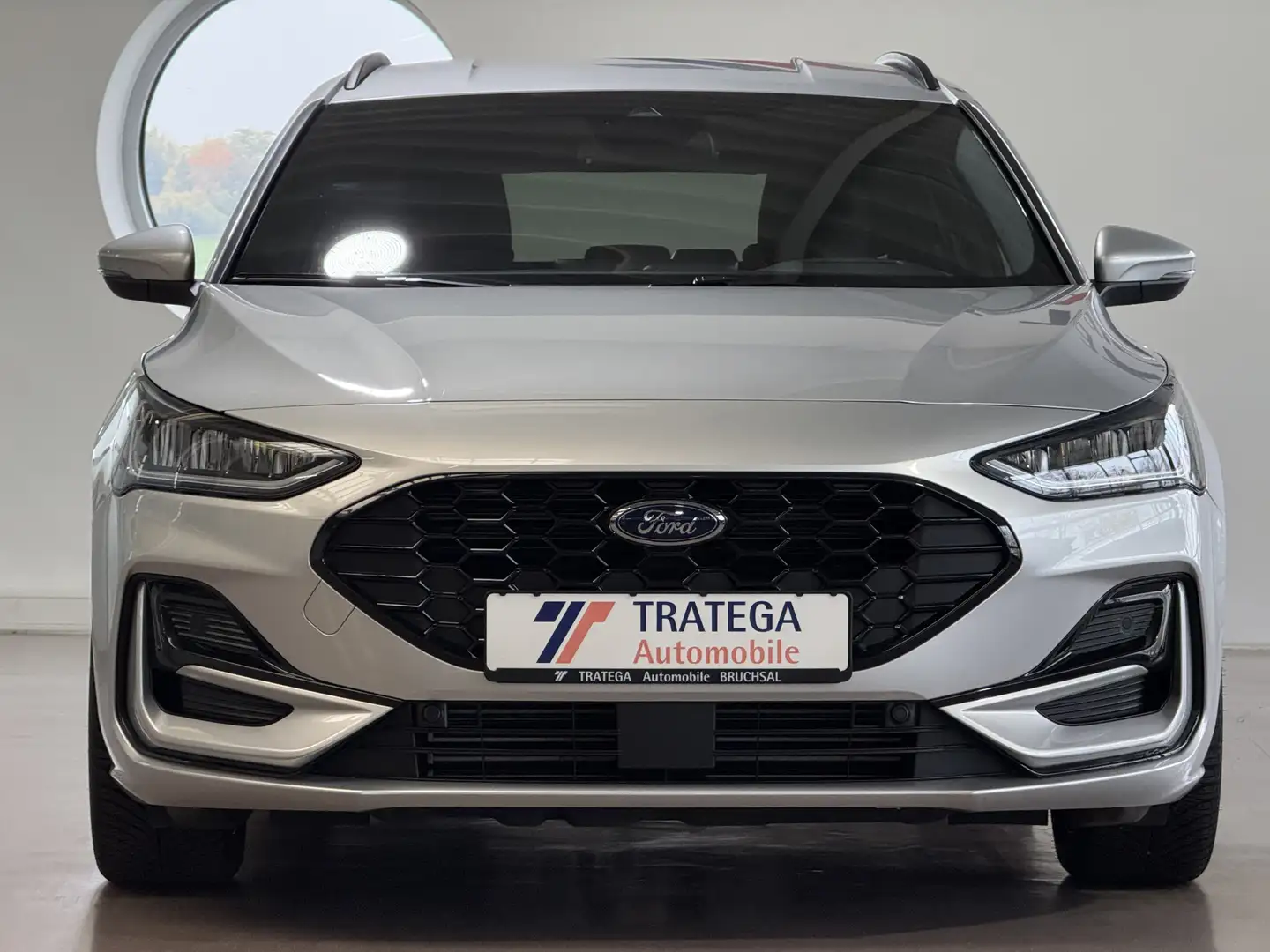 Ford Focus Turnier ST-Line XAHK Head Up Winter GJR Silber - 2
