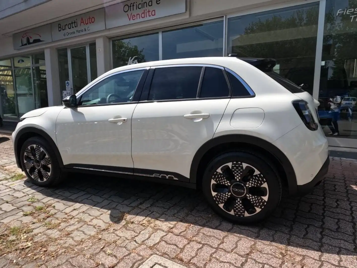 Fiat 600 1.2 hybrid La Prima 110cv auto Bianco - 2