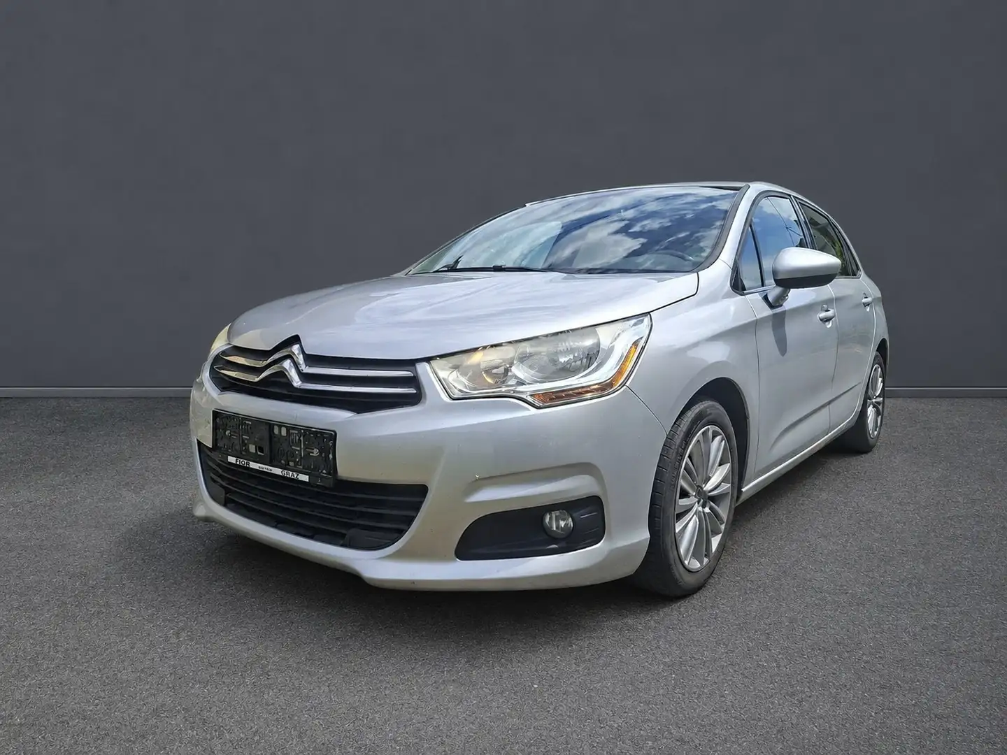 Citroen C4 1,6 VTi 120 Jubiläums Collection Silber - 1