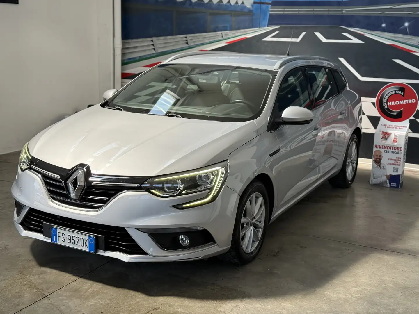 Renault Megane SporTour 1.5 dci 110cv Argento - 1