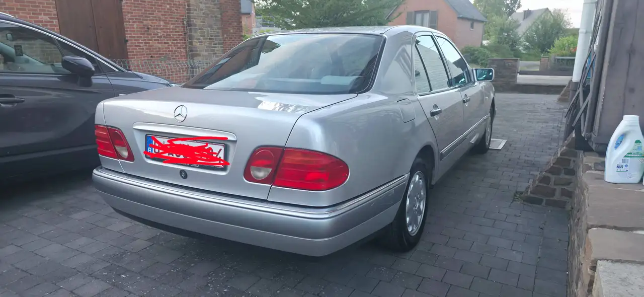 Mercedes-Benz E 220 D Elegance, foto 8