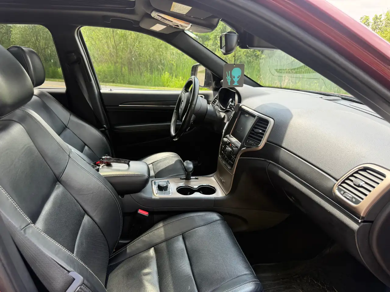 Jeep Grand Cherokee снимка Jeep Grand Cherokee