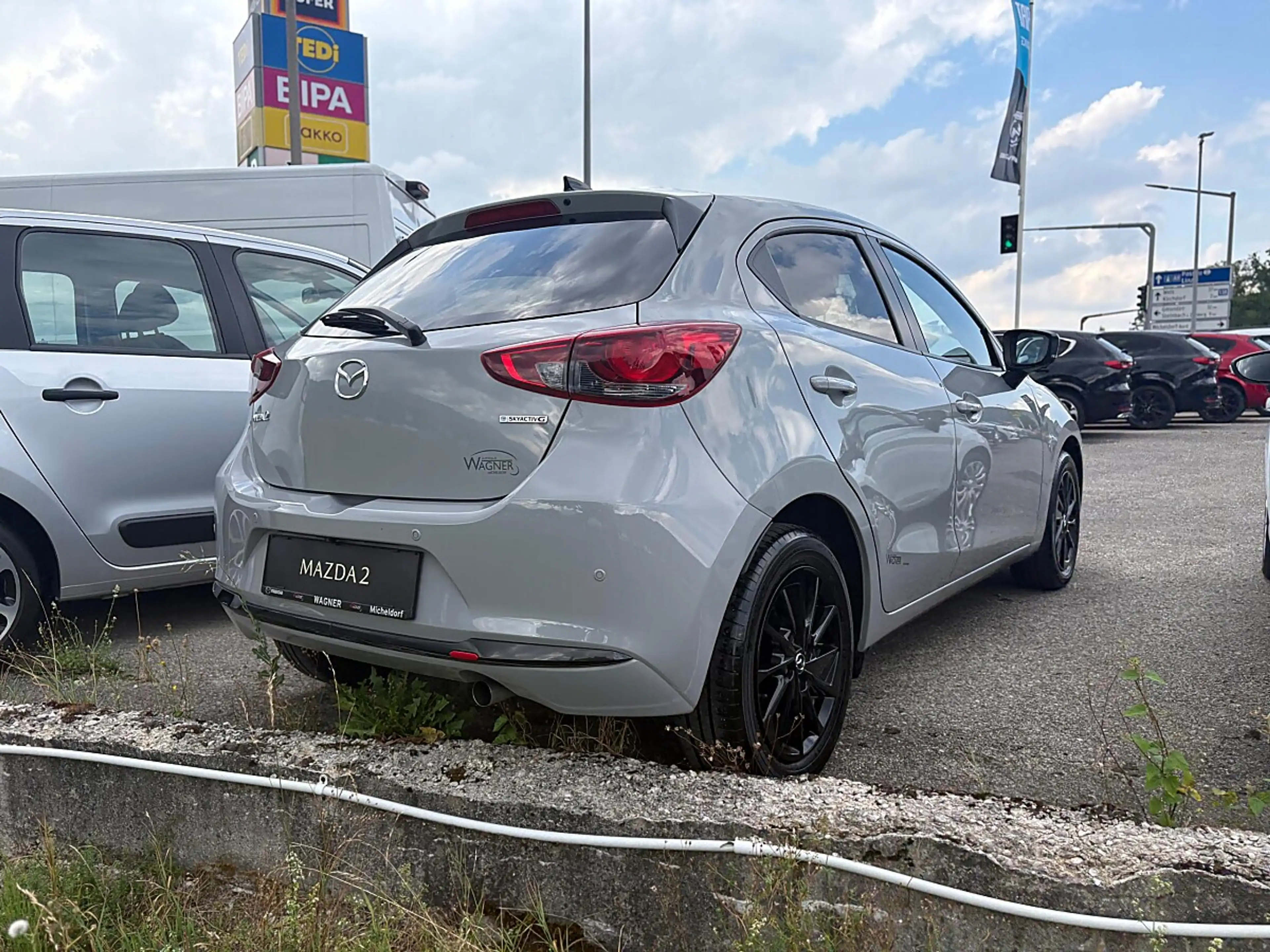 Mazda 2 Mazda2 e-Skyactiv G90 Homura — photo 4