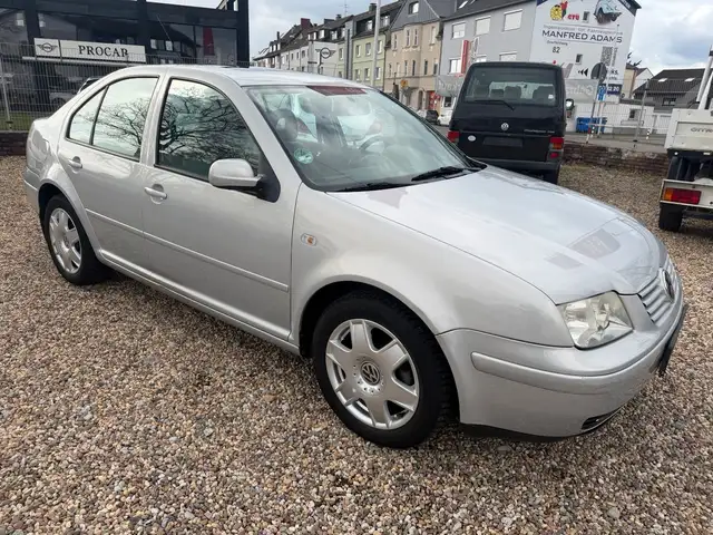 Volkswagen Bora 2.0 Comfortline SSD/ Klima