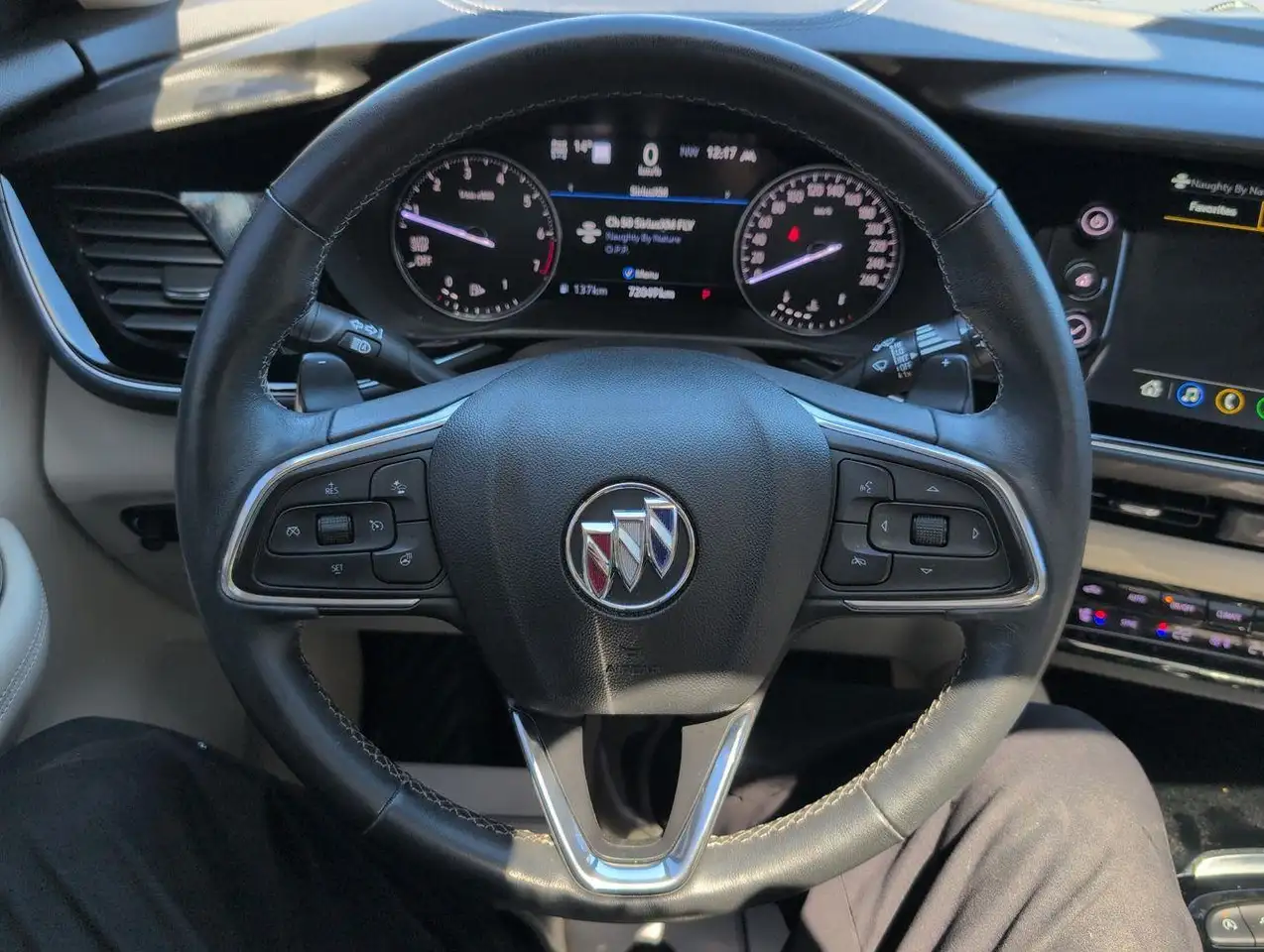 Buick Envision снимка Buick Envision
