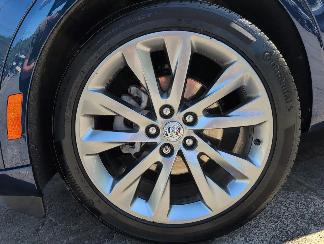 Buick Envision снимка Buick Envision