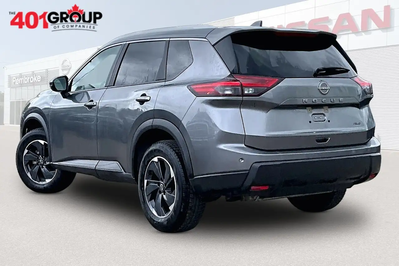 Nissan Rogue fotografie Nissan Rogue