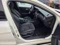 Mercedes-Benz A 200 AMG LINE + Night-Paket LED*Navi*Temp*Sitzh Blanc - thumbnail 16