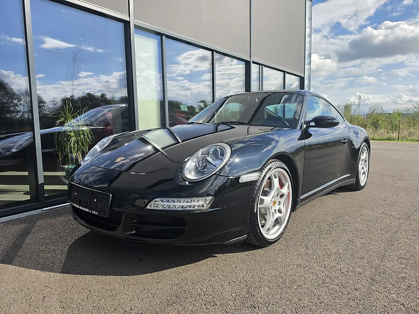 Porsche 911 Carrera 4S Schwarz - 1