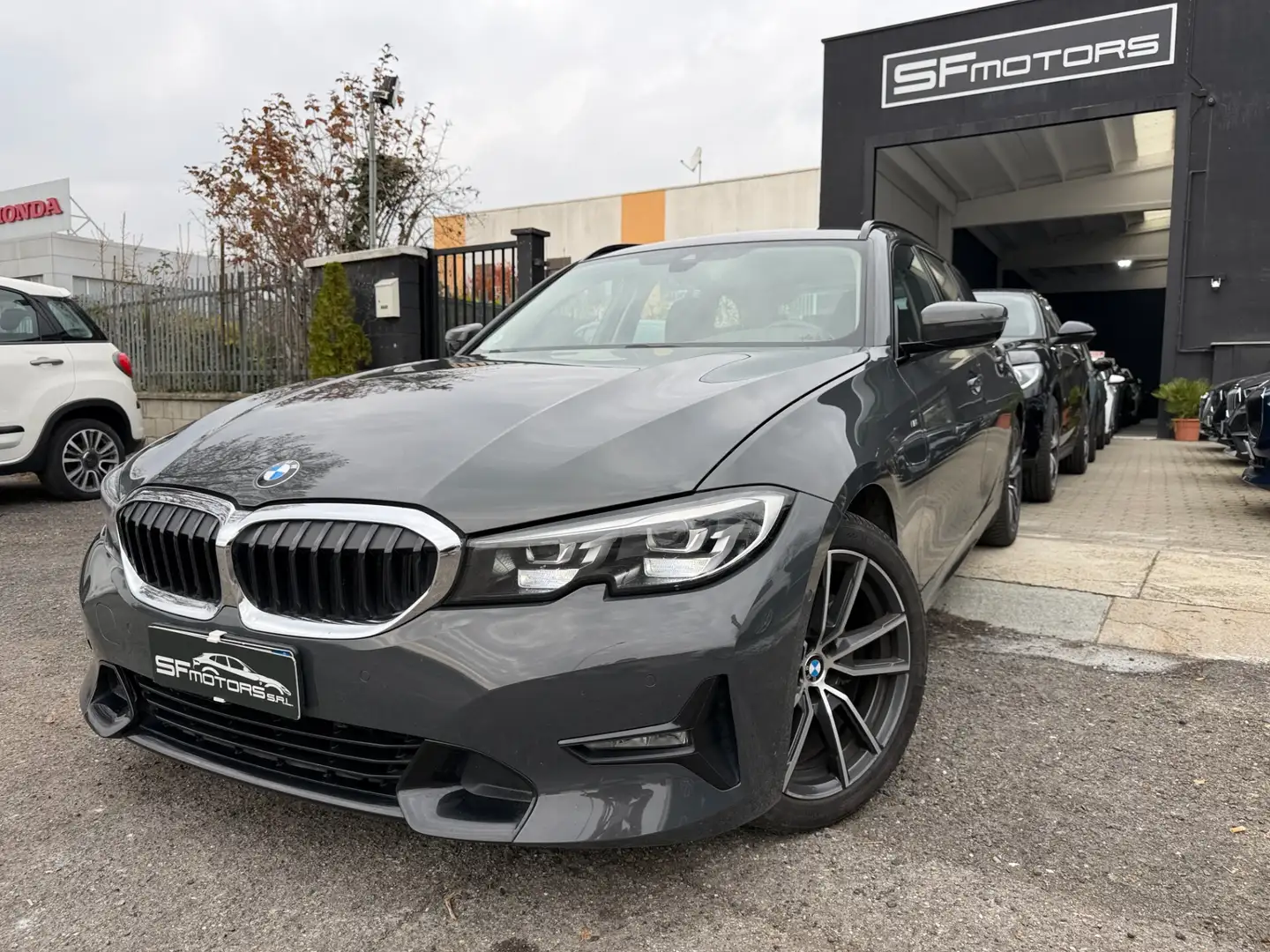 BMW 318 318d 48V Touring Msport Grigio - 2