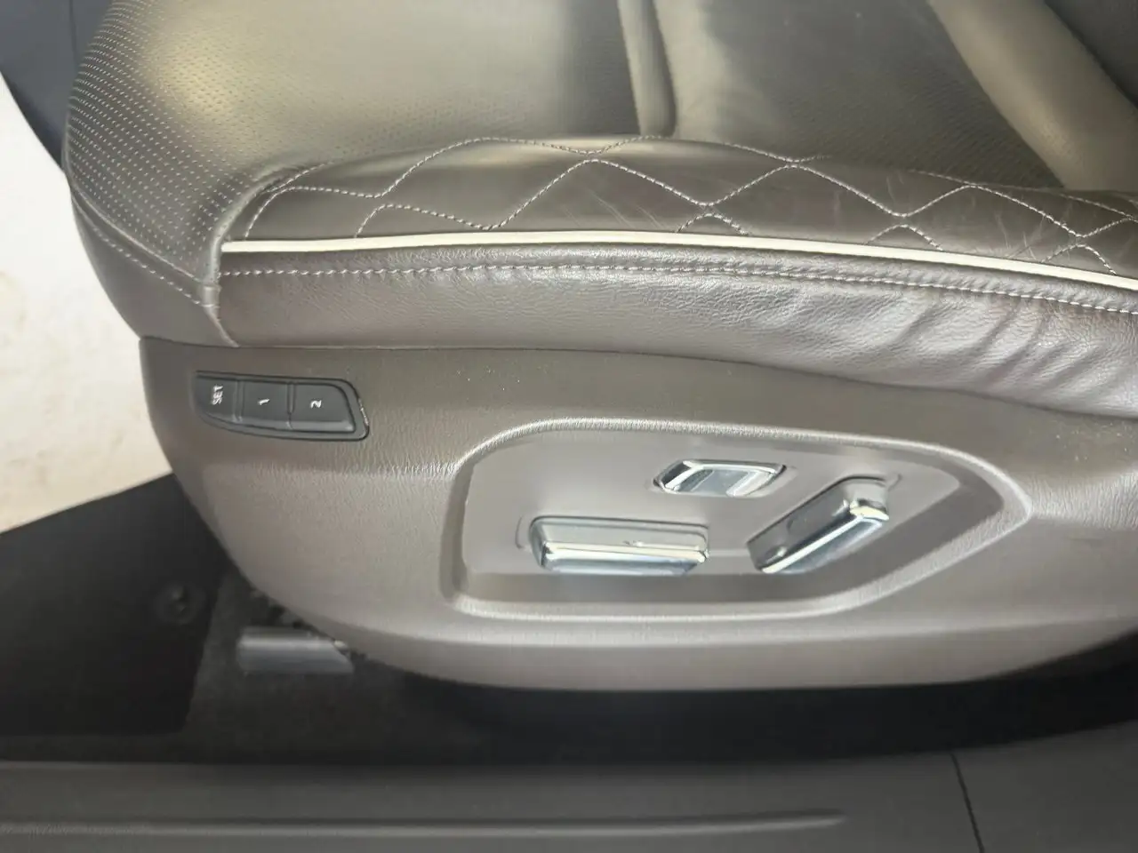 Mazda CX-9 fotografie Mazda CX-9