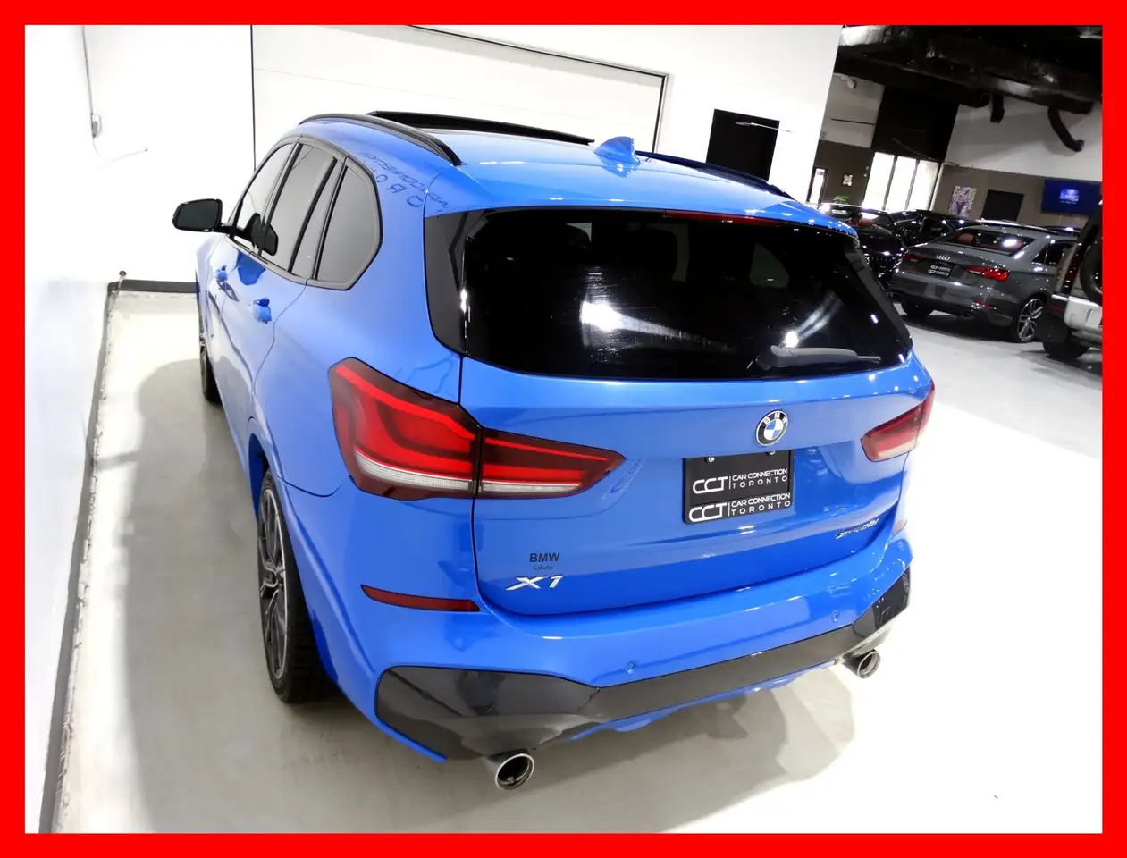 BMW X1 снимка BMW X1