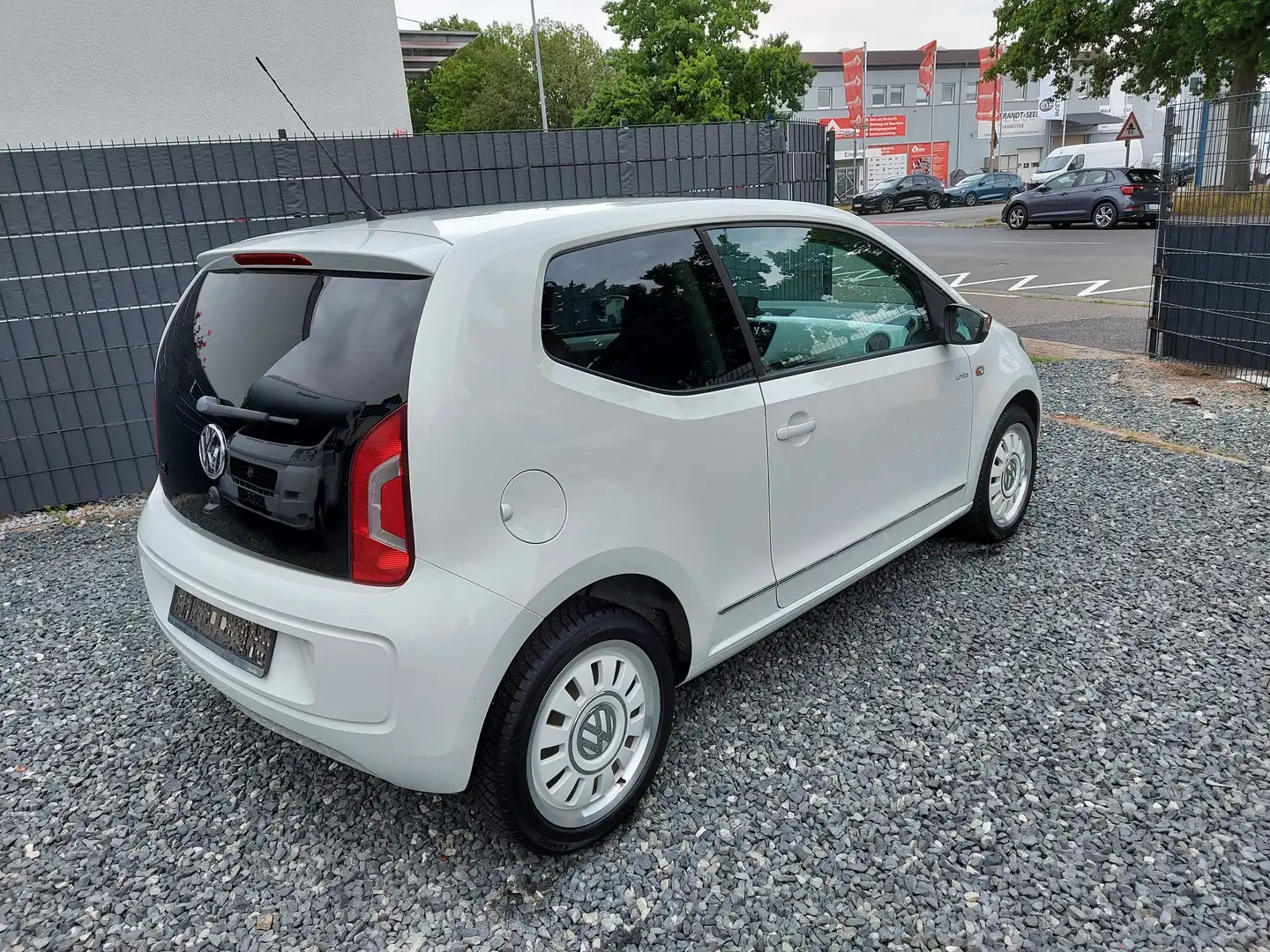 Volkswagen up! white SiTZHEiZUNG* KLiMA* NAVi* SERVO Weiß - 2